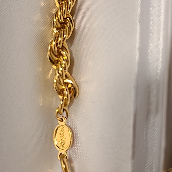 Napier Rope Necklace - Picture 3 of 3